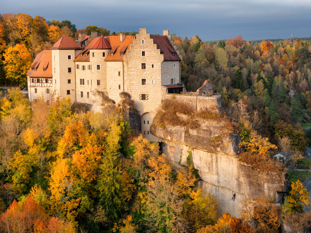 Herbstliche Burg Rabenstein
